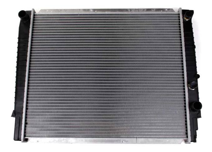 Volvo Radiator (Auto Trans) 8603907 - Behr 376720791